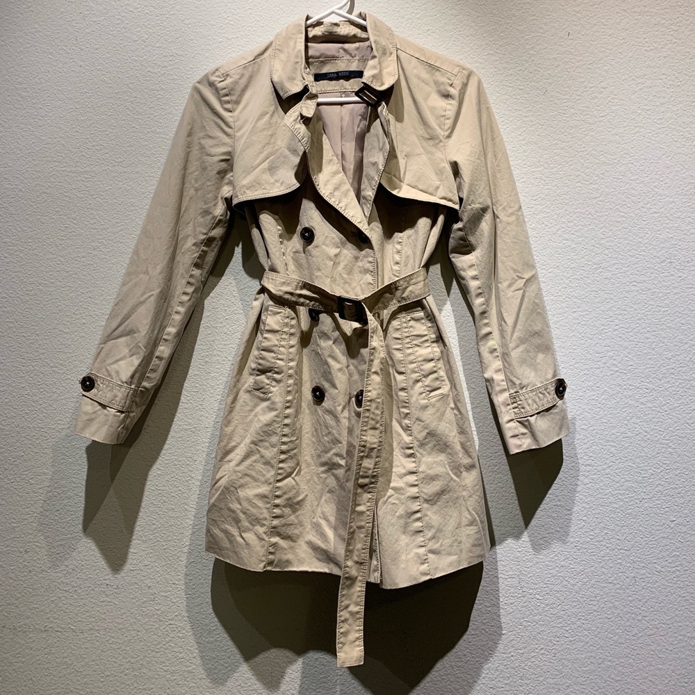 ZARA Trench Coat in Beige